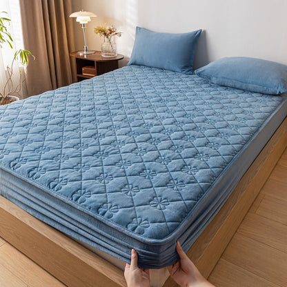 Yatella® Kadife Papatya Desenli Lastikli Yatak Örtüsü