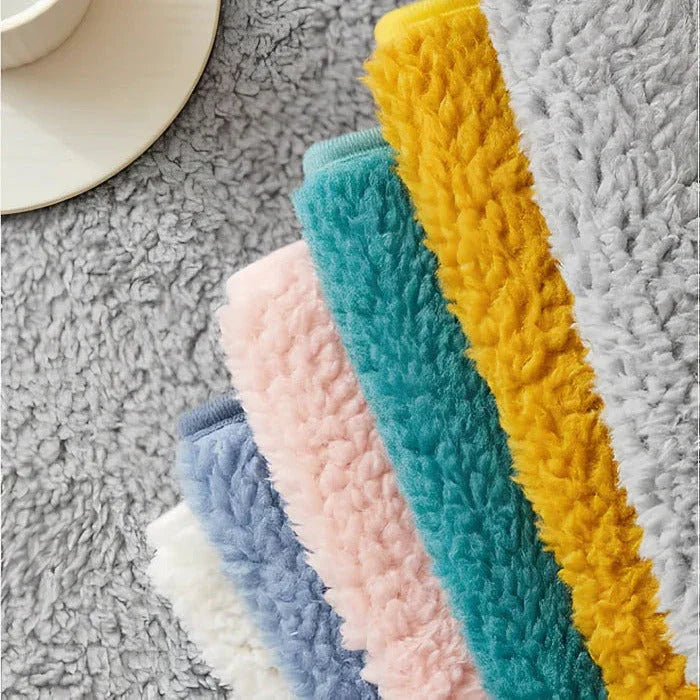 Teddy Kaymaz Tabanlı Koltuk Örtüsü Seti