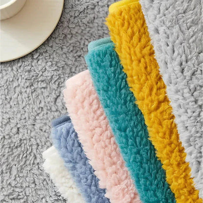 Teddy Kaymaz Tabanlı Koltuk Örtüsü Seti