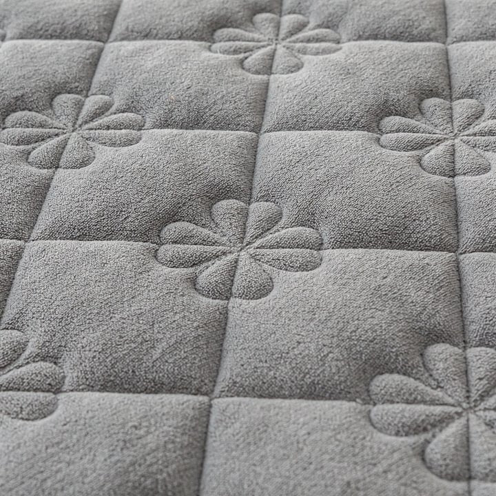 Yatella® Kadife Papatya Desenli Lastikli Yatak Örtüsü